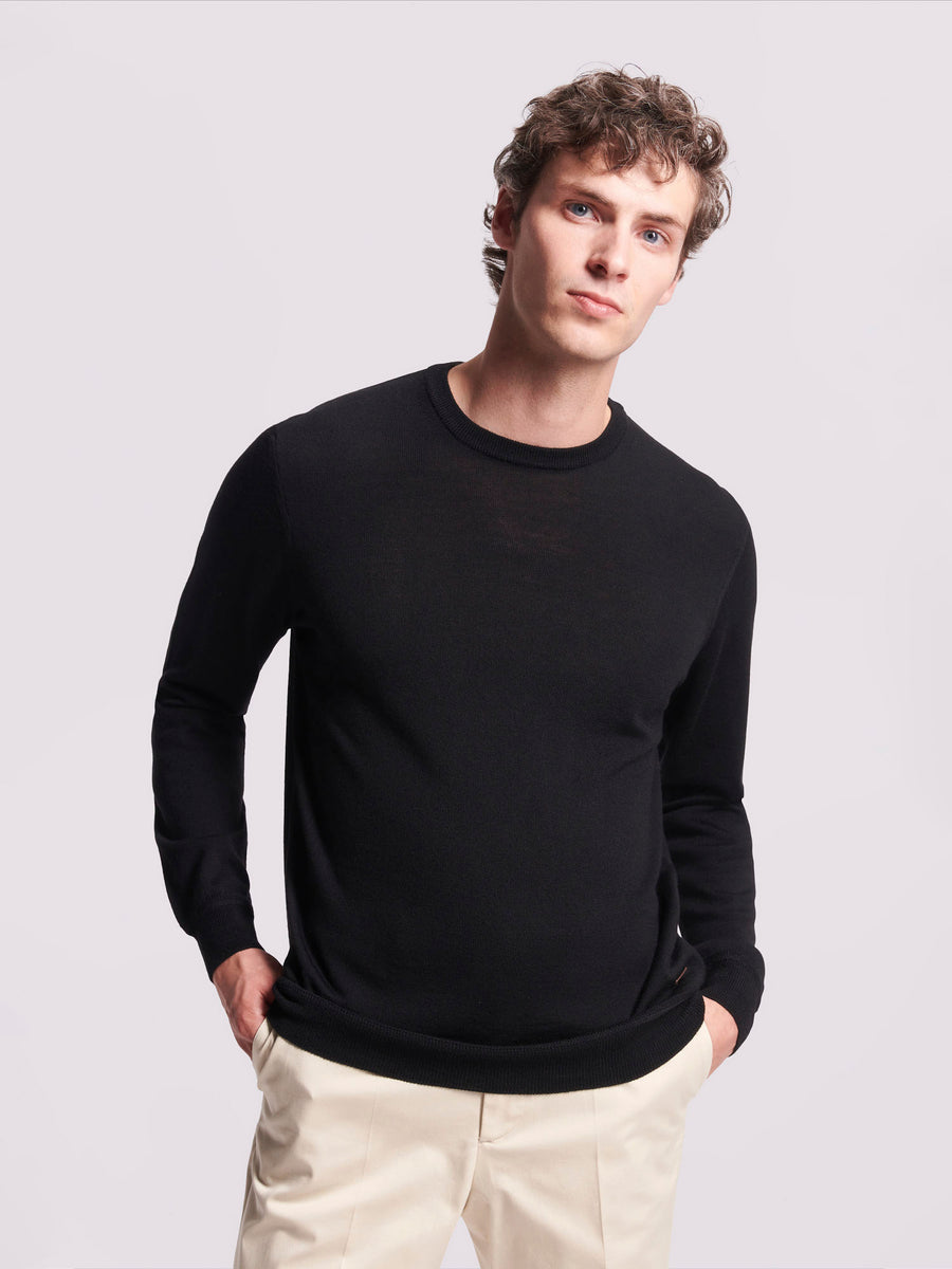 Merino Wool Crew Neck Sweater in Black